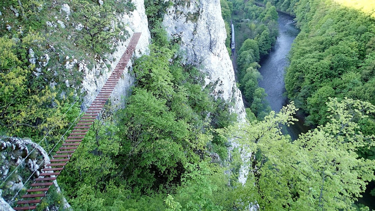 Via Ferrata Château des Fées (Castelul Zanelor, Casa Zmeului, La Maison du Dragon) - Vadu Crisului