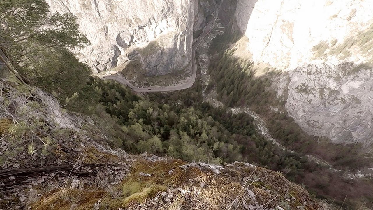 Piatra Poienii, belvedere nord-est - Cheile Bicazului