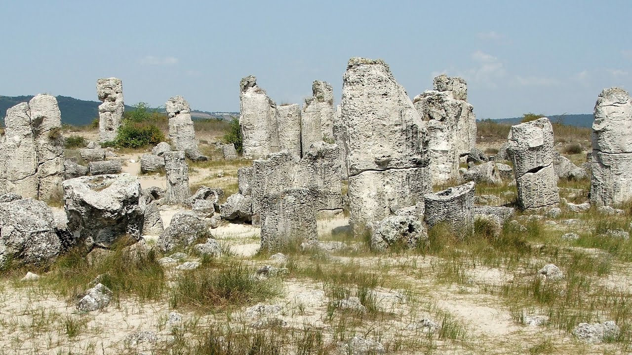 Pobiti Kamani (Stone Forest) - Slanchevo