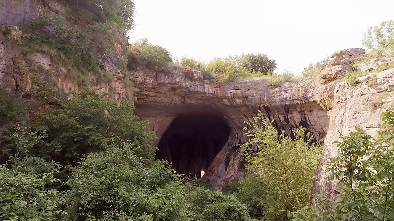 Prohodna cave (The Eyes of God) - Karlukovo