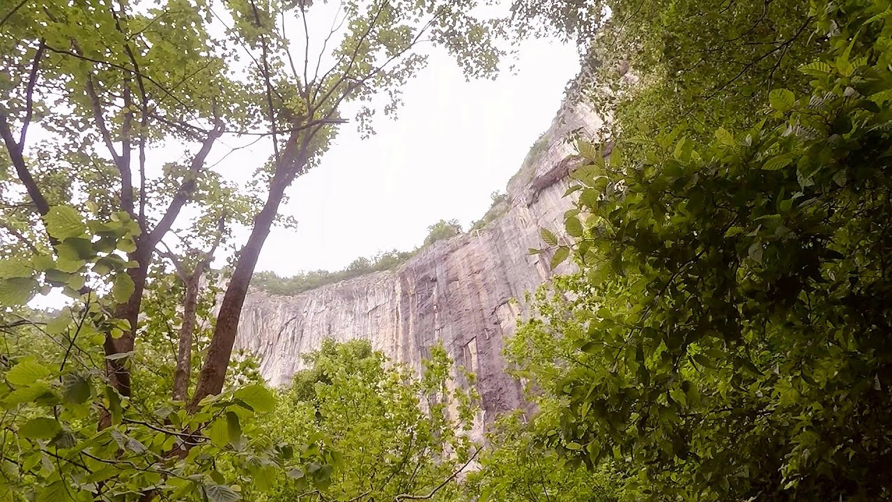 Skaklya waterfall - Vratsa