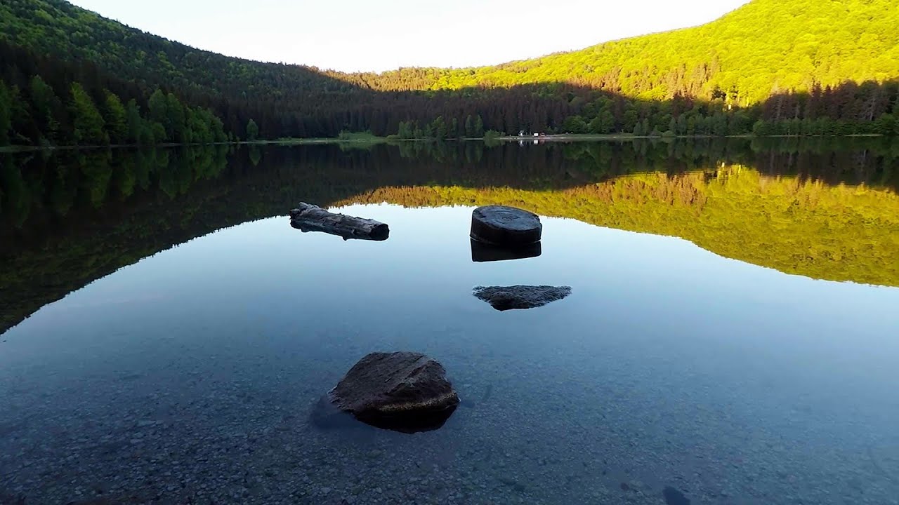 Lacul Sfanta Ana Masivul Ciomat-Puturosu