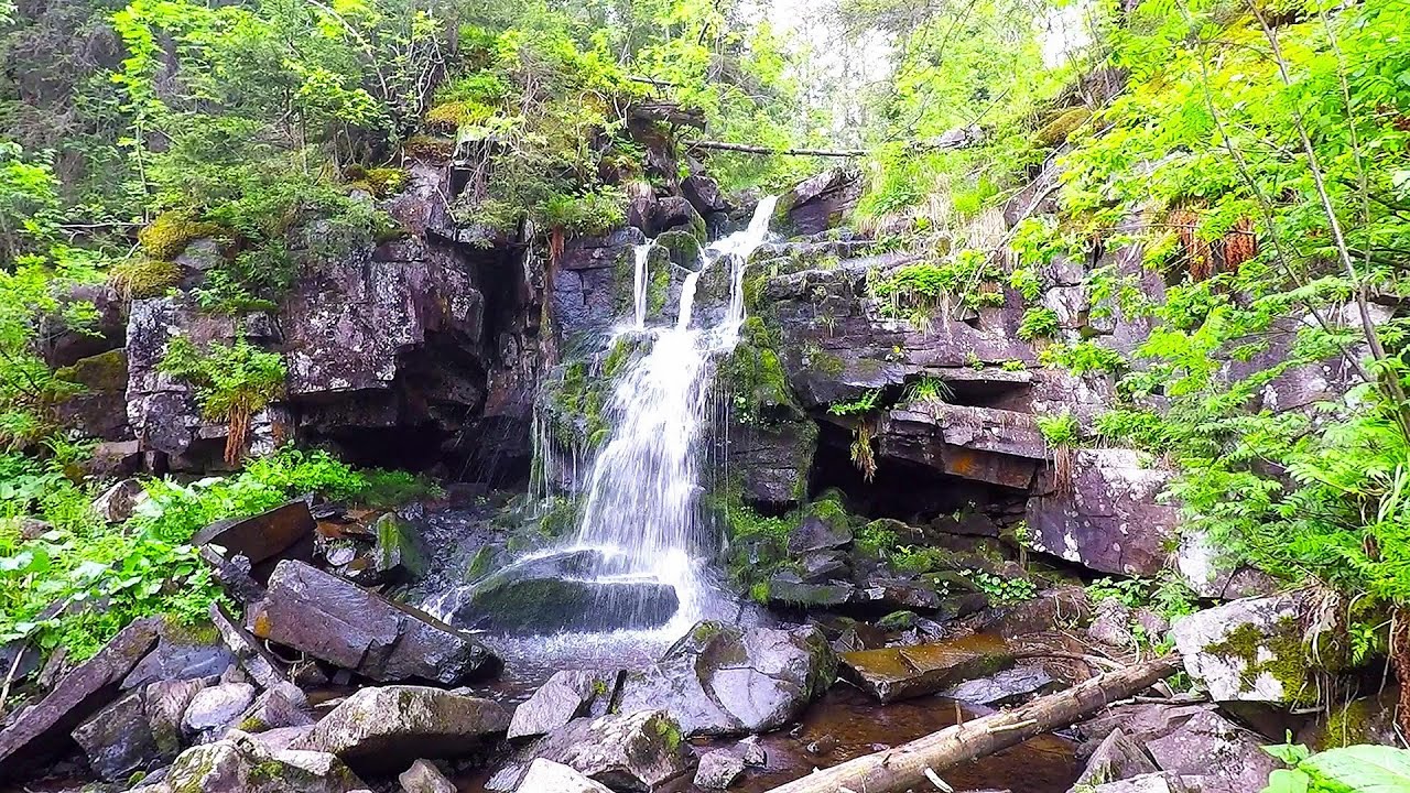 Cascada Saritoarea (Szökő) - Muntii Harghita