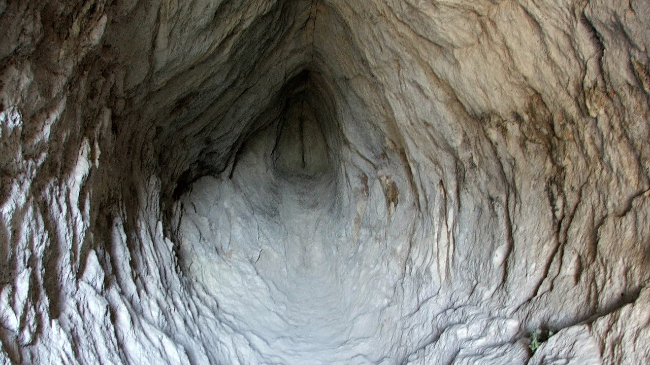 Vulva cave - Rhodope Mountains